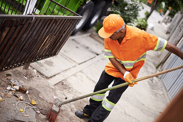 Best Property Management Cleanouts  in Briar, TX